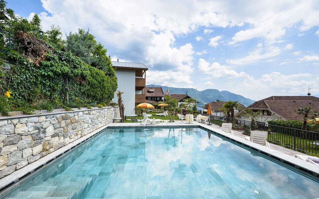 appartements-schwimmbad-dorf-tirol-1
